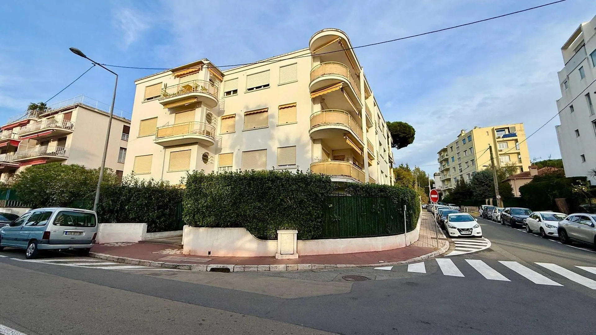 B007 Grand Studio Lumineux 4 Proche Centre Cannes France